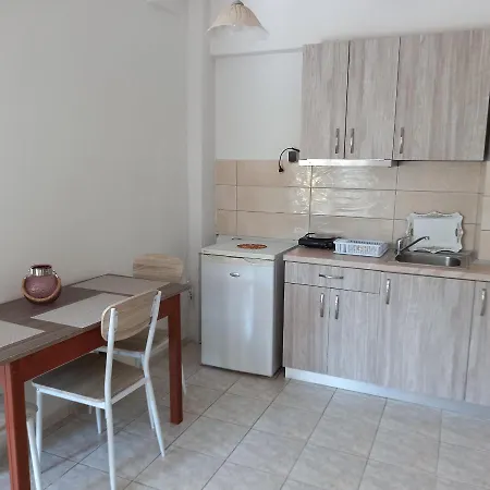 μαρου Apartman